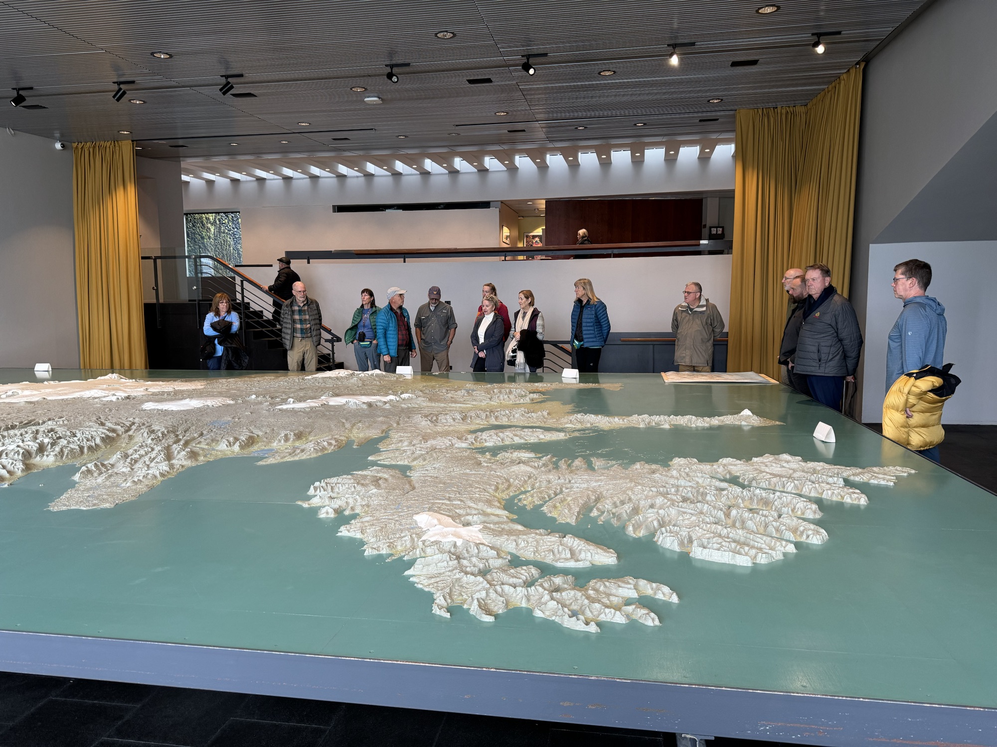 Icelandic Adventure – Parliamentary plane and&nbsp;waterfall