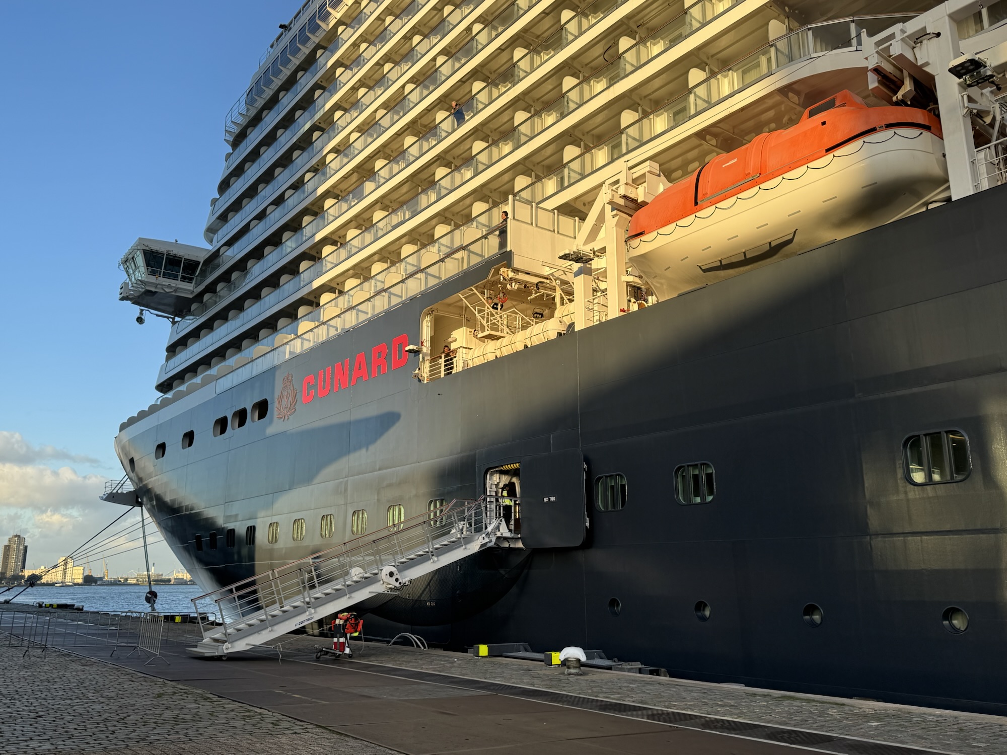 4th Queen Collected – Aboard Cunard’s Queen&nbsp;Anne